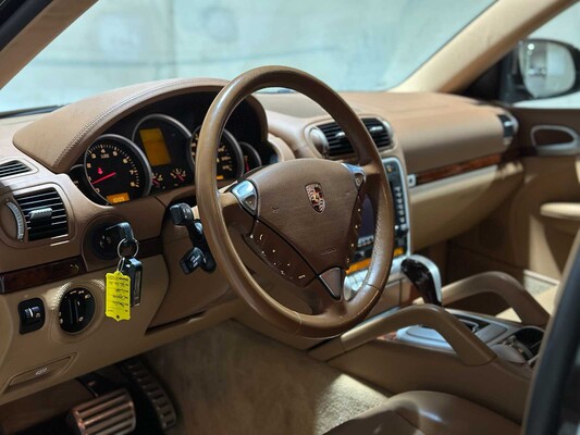 Porsche Cayenne S 4.5 V8 340pk 2006, 96-TG-ZV Youngtimer