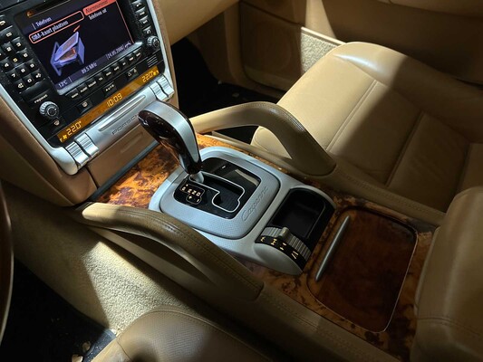 Porsche Cayenne S 4.5 V8 340pk 2006, 96-TG-ZV Youngtimer