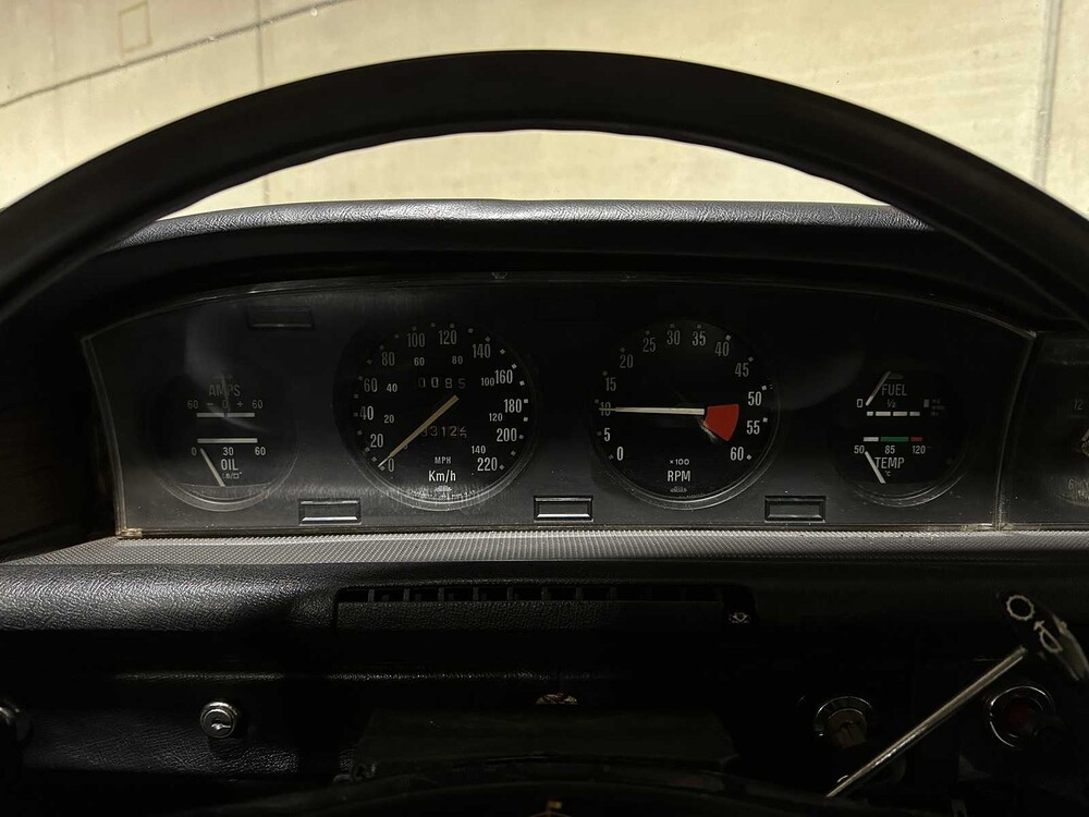 Rover TC-serie 3.5 S Saloon 3500 V8 P6 145pk 1972 (Origineel-NL), 76-70-UJ