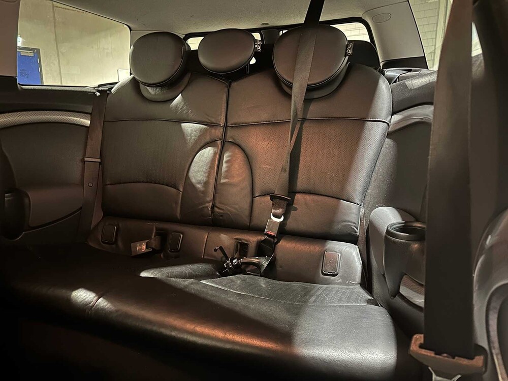 Mini Clubman Cooper S Chili 1.6 120pk 2007, 2-XKZ-91 Youngtimer