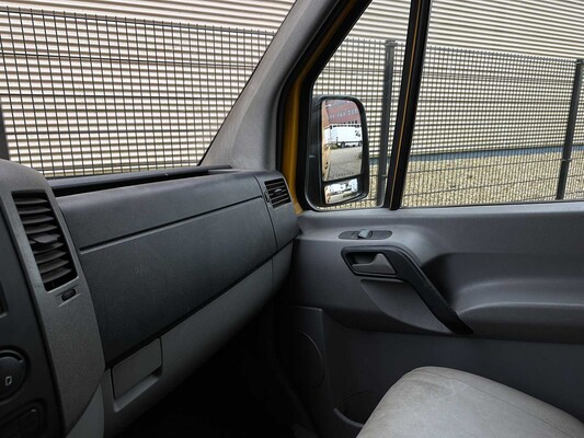 Volkswagen Crafter 50 2.5 TDI L3H2 DC 163PK 2008, 22-BFZ-4