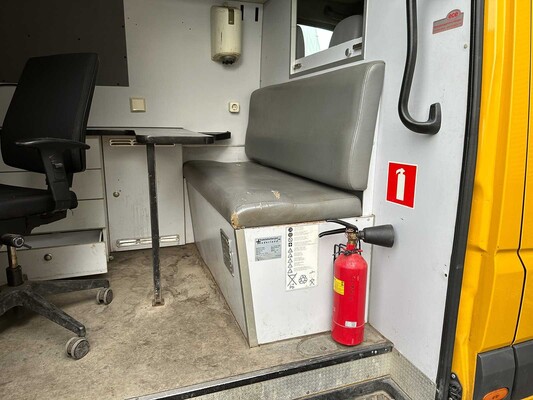 Volkswagen Crafter 50 2.5 TDI L3H2 DC 163PK 2008, 22-BFZ-4