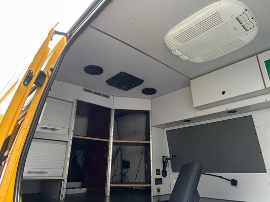 Volkswagen Crafter 50 2.5 TDI L3H2 DC 163PK 2008, 22-BFZ-4