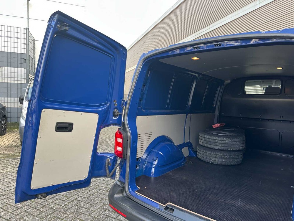 Volkswagen Transporter 2.0 TDI Trendline 3-Persoons 150pk 2018 (Origineel-NL), V-476-KS