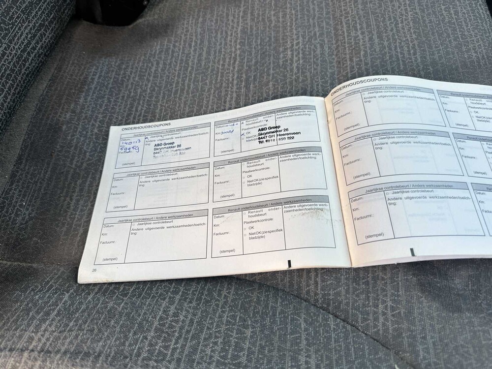 Renault Trafic 2.0 dCi T27 L1H1 Générique 114pk 2010, 4-VGG-31