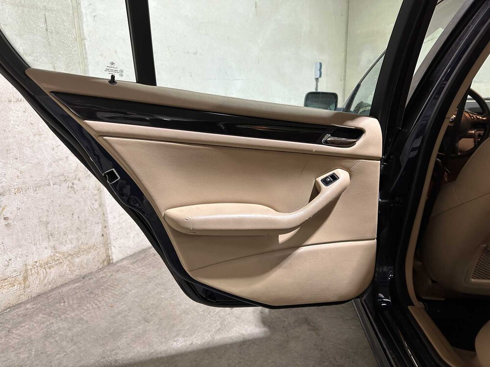 BMW 320i Executive 3-serie 168PK 2005, 39-RJ-NZ