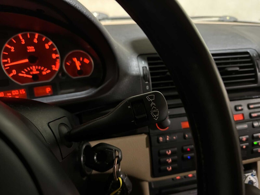 BMW 320i Executive 3-serie 168PK 2005, 39-RJ-NZ