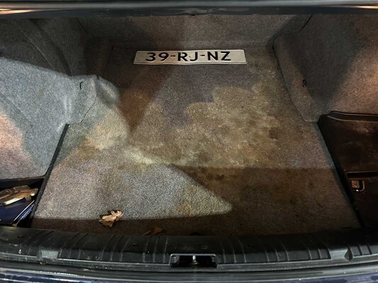 BMW 320i Executive 3-serie 168PK 2005, 39-RJ-NZ