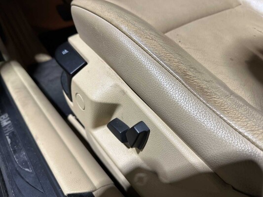 BMW 523i Touring High Executive 204pk 2010 5-serie F11, L-790-VL