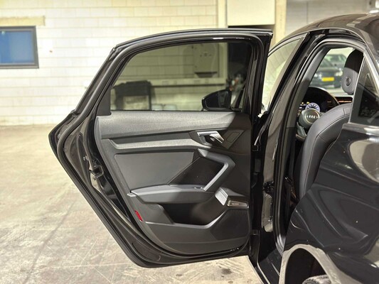 Audi A3 Limousine 30 TFSI S Edition 110pk 2021, Z-259-RT