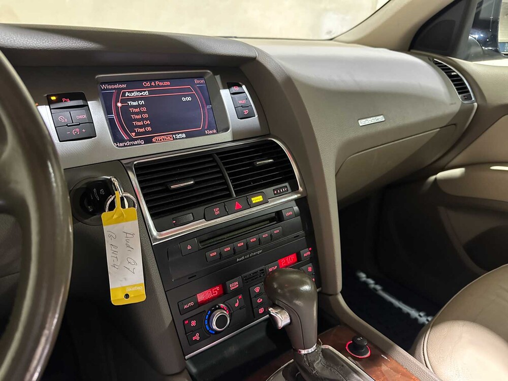 Audi Q7 3.6 FSI V6 Quattro 5+2 276PK 2008, 13-RNT-4 Youngtimer