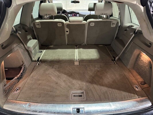 Audi Q7 3.6 FSI V6 Quattro 5+2 276PK 2008, 13-RNT-4 Youngtimer