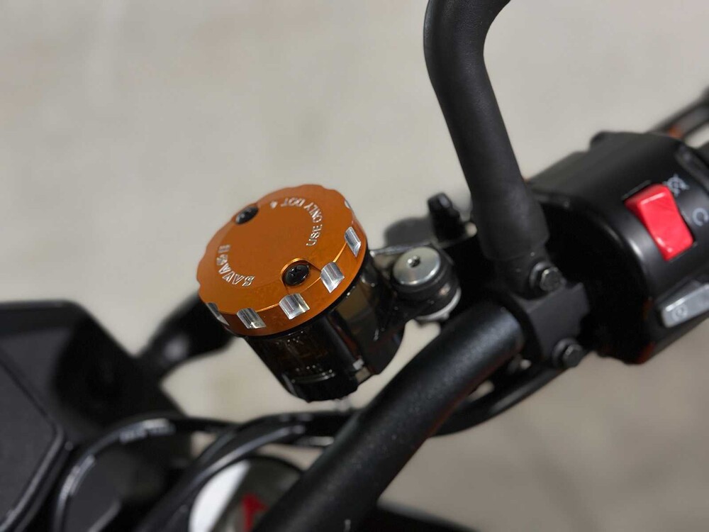 KTM 690 Duke R ABS 693cc 2017 -AKRAPOVIC-, 49-MV-LZ