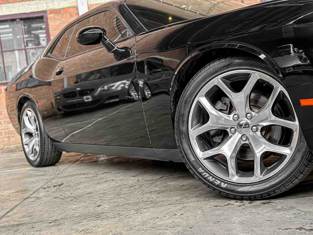 Dodge Challenger SXT PLUS 3.6 V6 305pk 2015