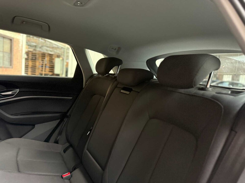 Audi e-tron 50 Quattro Business Edition 71 kWh 313pk 2020, K-422-JJ