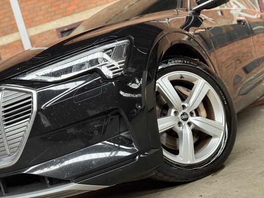 Audi e-tron 50 Quattro Business Edition 71 kWh 313pk 2020, K-422-JJ