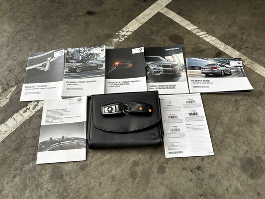 BMW 528i Touring Luxury Edition F11  245pk 2014 5-serie, 6-TZT-71