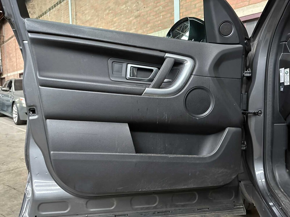 Land Rover Discovery Sport 2.0 TD4 SE 7p. 150pk 2019 (Org-NL), G-487-BJ