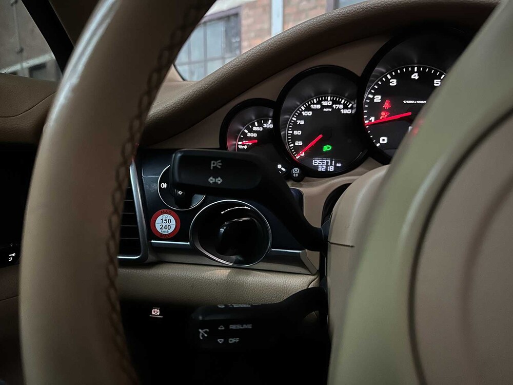 Porsche Panamera 3.6 V6 305pk 2013