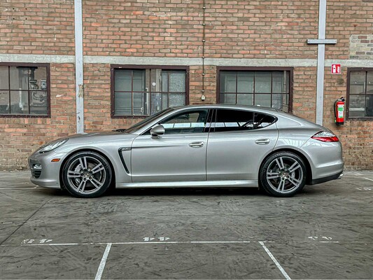 Porsche Panamera 3.6 V6 300pk 2011