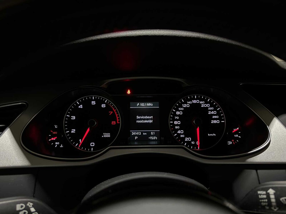 Audi A4 Avant 1.8 TFSI Automatic S Edition 170hp 2015, 4-ZRD-12