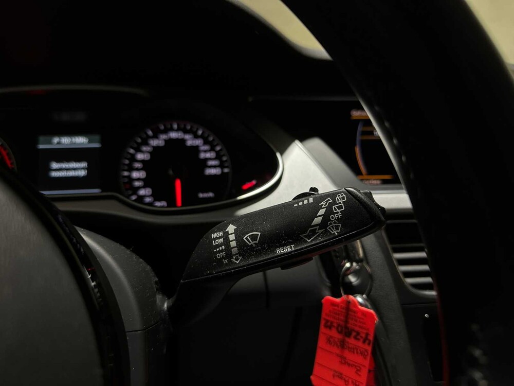 Audi A4 Avant 1.8 TFSI Automatic S Edition 170hp 2015, 4-ZRD-12