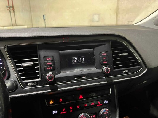 SEAT Leon 1.4 EcoTSI FR Connect 150hp 2016, G-727-KT