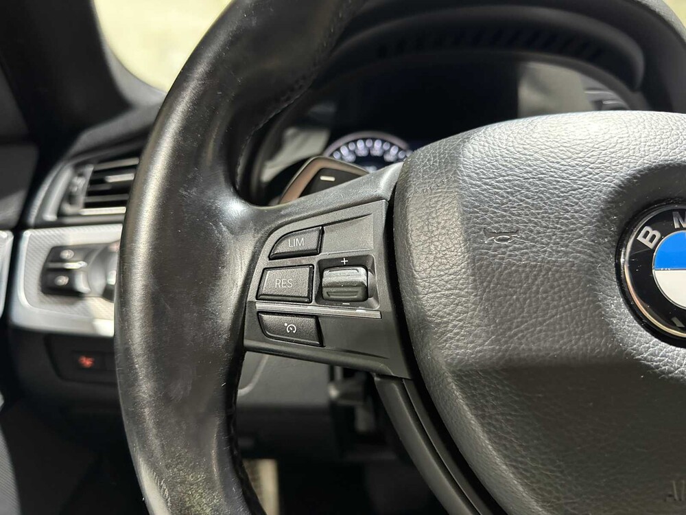 BMW 520i Touring M-Sport High Executive 5-series 184hp 2013, 92-ZLN-9