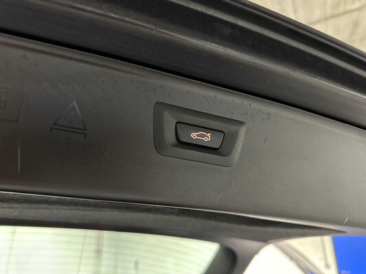 BMW 520i Touring M-Sport High Executive 5-series 184hp 2013, 92-ZLN-9