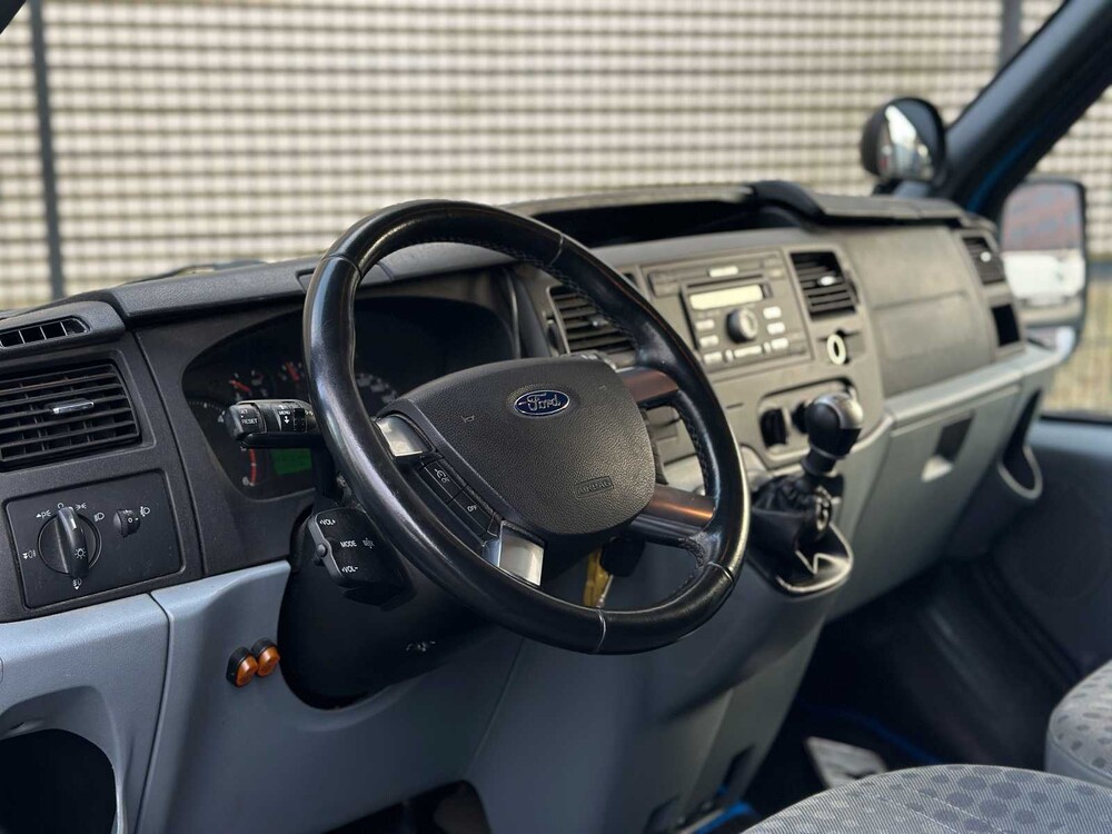 Ford Transit 350L 2.2 TDCI Ambiente HD DC 140hp 2013, VF-006-K