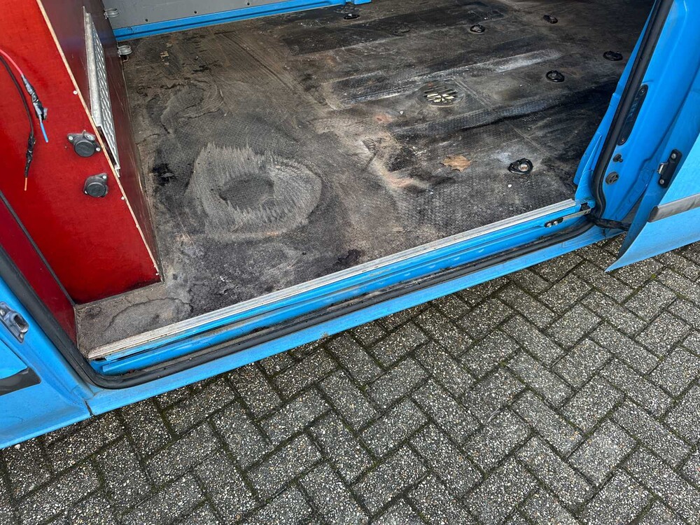 Ford Transit 350L 2.2 TDCI Ambiente HD DC 140hp 2013, VF-006-K