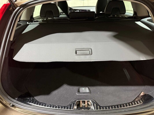 Volvo V60 Cross Country 2.0 D3 Polar+ 150hp 2017, PT-351-G