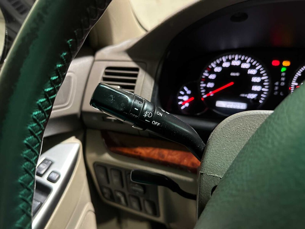 Toyota Land Cruiser 3.0 D-4D VX HR Window Van 164hp 2006, VHV-81-H