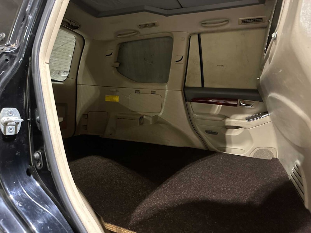 Toyota Land Cruiser 3.0 D-4D VX HR Window Van 164hp 2006, VHV-81-H