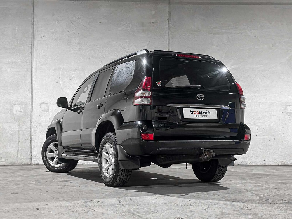 Toyota Land Cruiser 3.0 D-4D VX HR Window Van 164hp 2006, VHV-81-H