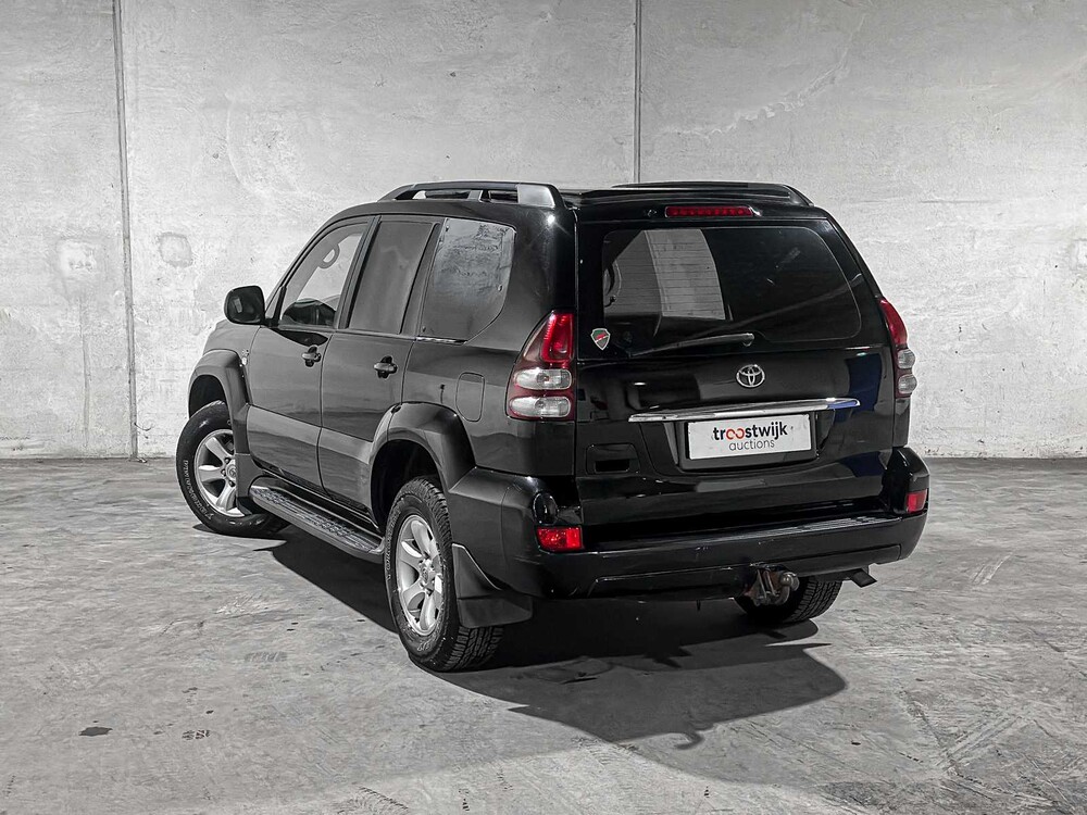 Toyota Land Cruiser 3.0 D-4D VX HR Window Van 164hp 2006, VHV-81-H