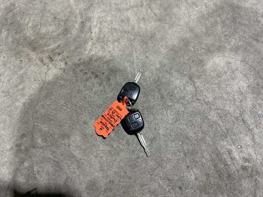 Toyota Land Cruiser 3.0 D-4D VX HR Window Van 164hp 2006, VHV-81-H