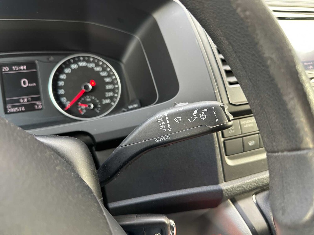 Volkswagen Transporter 2.0 TDI Trendline 3-Seater 150hp 2018 (Original-NL), V-476-KS