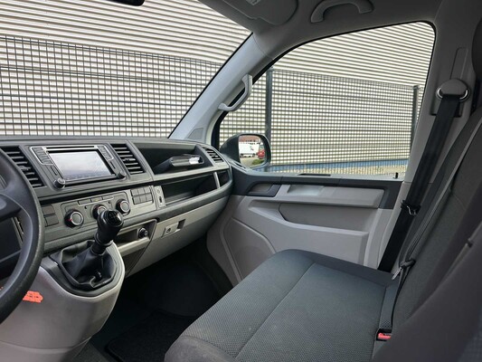 Volkswagen Transporter 2.0 TDI Trendline 3-Seater 150hp 2018 (Original-NL), V-476-KS
