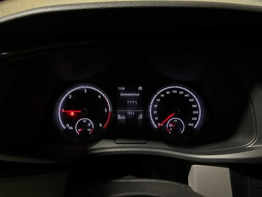 Volkswagen Transporter 2.0 TDI L1H1 28 90hp 2021, VLF-37-F Commercial Vehicle