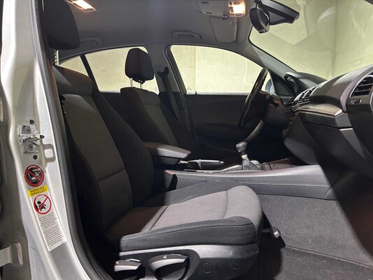 BMW 118i High Executive 129hp 2005 1-series, 46-RK-RP