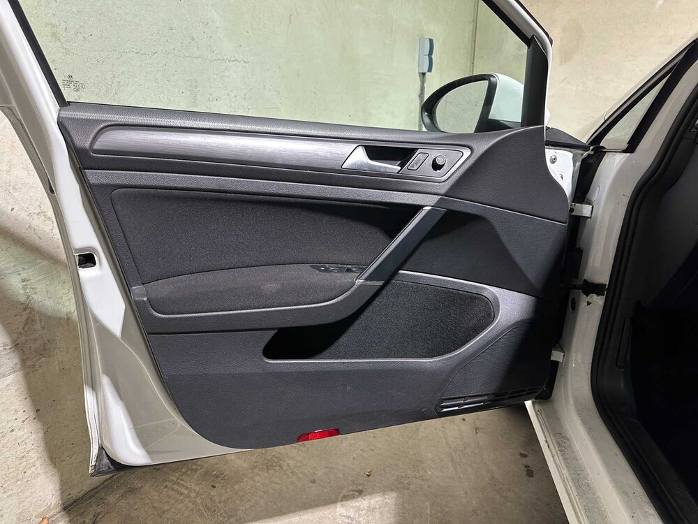 Volkswagen e-Golf E-DITION  136PK 2020, K-596-HS