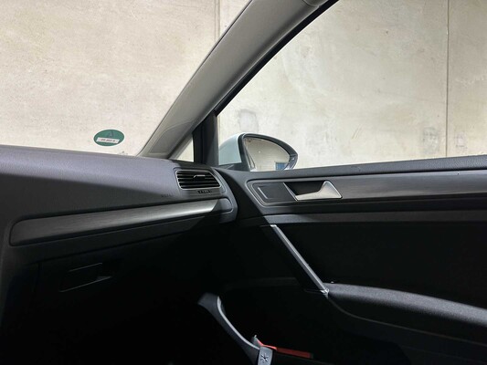 Volkswagen e-Golf E-DITION  136PK 2020, K-596-HS