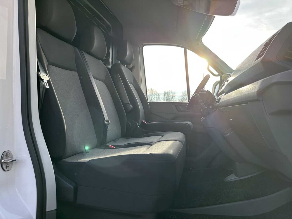 Volkswagen Crafter 35 2.0 TDI L4H3 Trendline 138hp 2018 Commercial Vehicle, VZD-86-K