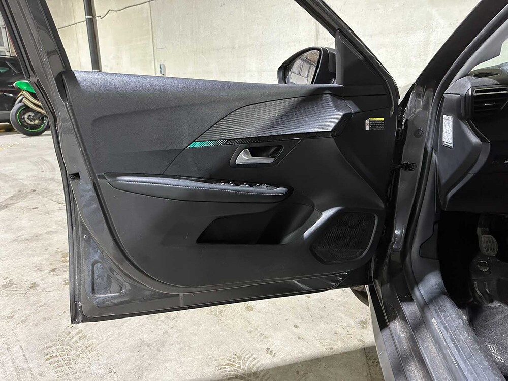 Peugeot 208 1.2 PureTech Allure 101pk 2020, J-094-VX