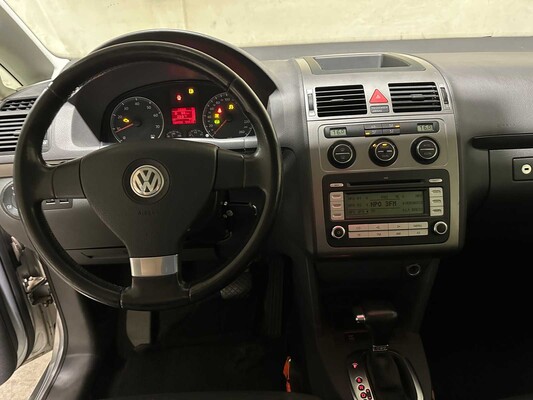Volkswagen Touran 1.4 TSI Optive DSG 140hp 2007, 59-TR-BR Youngtimer
