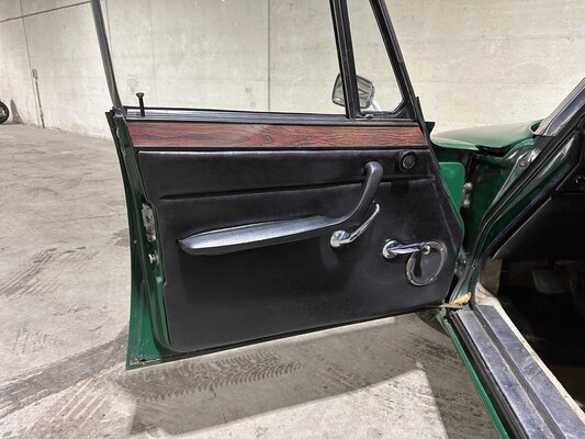 Rover TC series 3.5 S Saloon 3500 V8 P6 145hp 1972 (Original-NL), 76-70-UJ