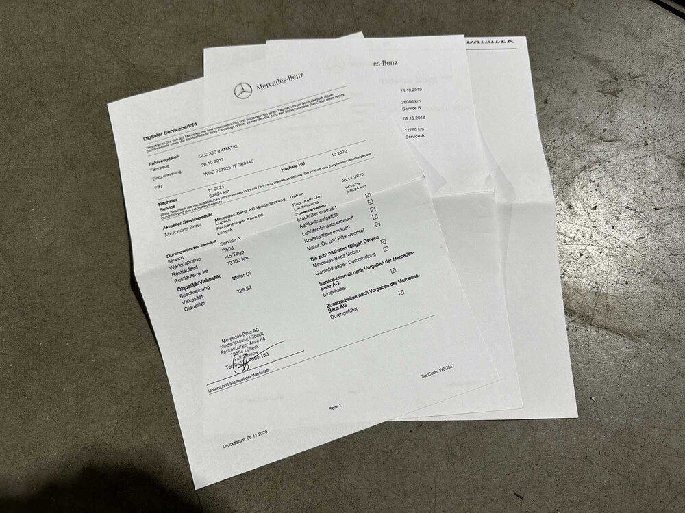 Mercedes-Benz GLC350d AMG DARK TINTED GLASS3.0 V6 4Matic GLC-class 258hp 2017, HKT-16-F