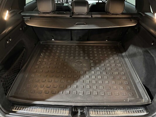 Mercedes-Benz GLC350d AMG DARK TINTED GLASS3.0 V6 4Matic GLC-class 258hp 2017, HKT-16-F