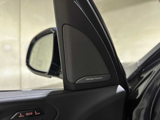 BMW X7 M50i 4.4 V8 High Executive M-Sport 530hp 2021 G07, P-038-DK